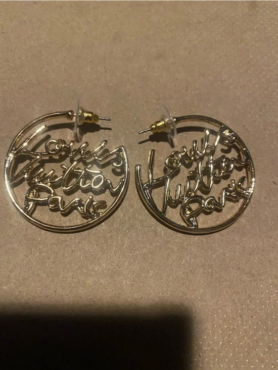 Designer inspired hoop earrings ✨ - Picture 3 of 6